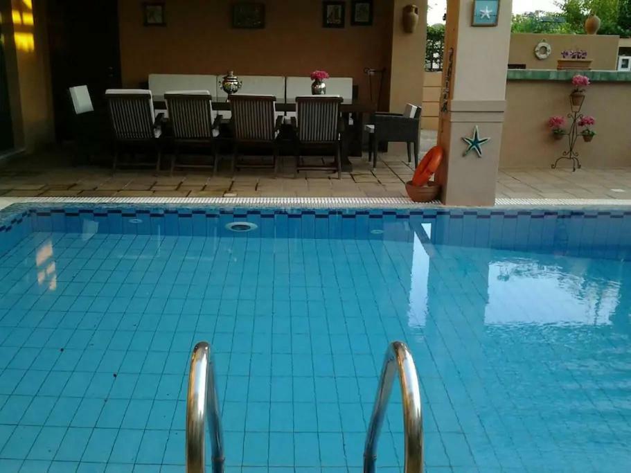 4-Seasons Pool Villa Near Meteora Трикала Экстерьер фото